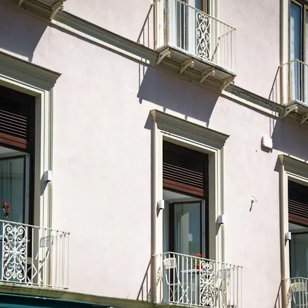 Maison Marie ゲストハウス 4*